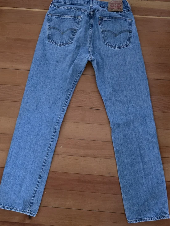 Mens Levi's 501 Button Fly Light Wash Straight Jeans 33/34 - Picture 2 of 5